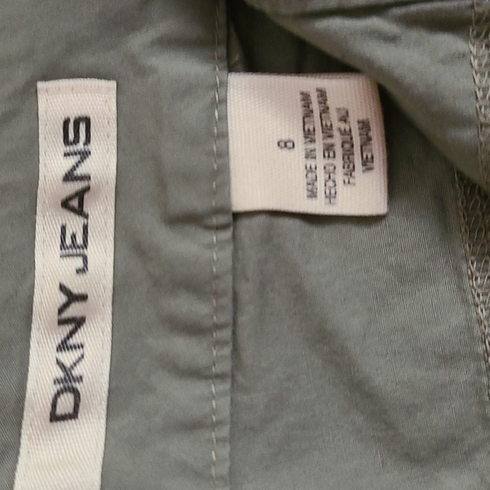 DKNY Cropped Pants - Picture 6 of 6
